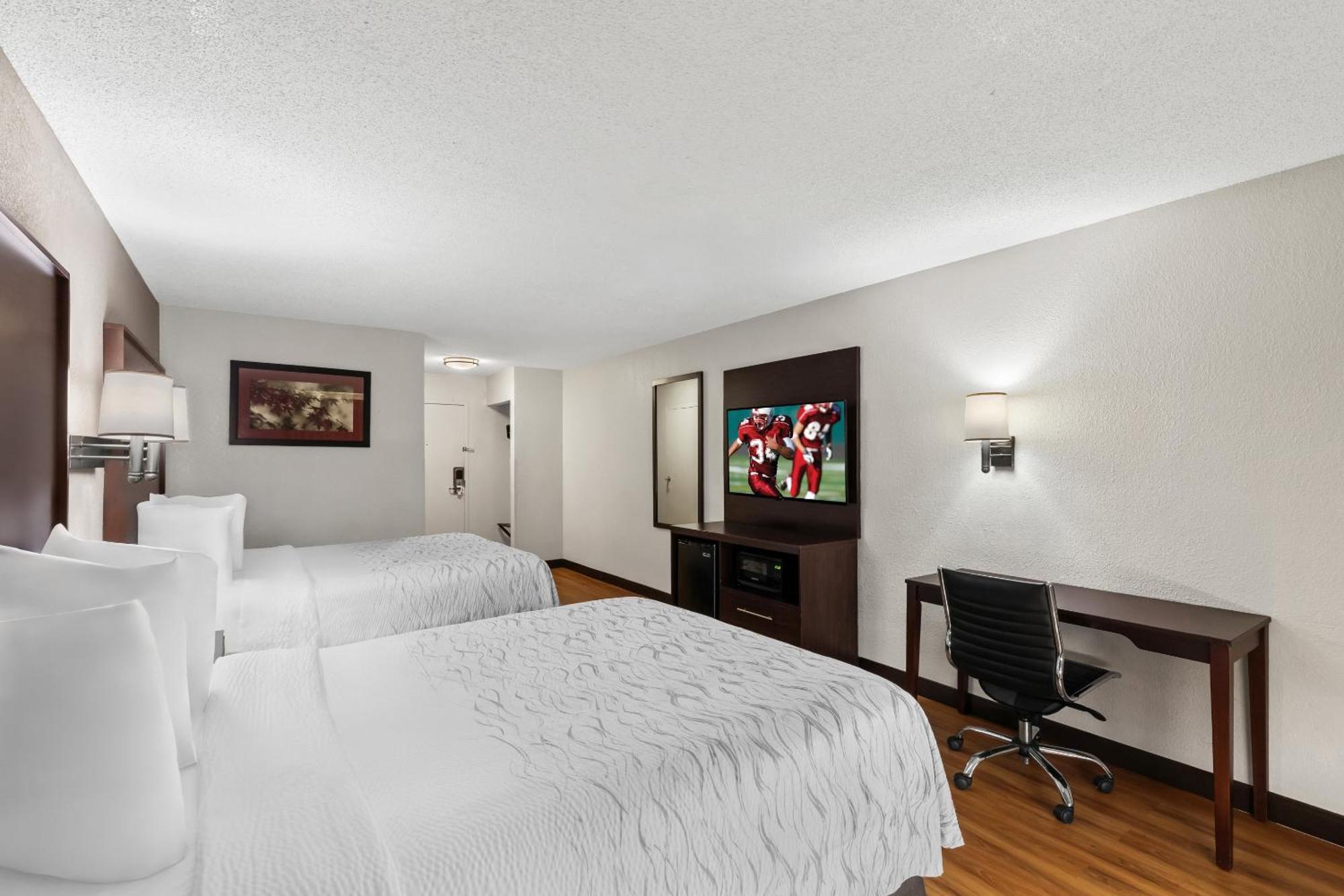 Red Roof Plus+ & Suites Atlanta Airport South College Park Екстер'єр фото