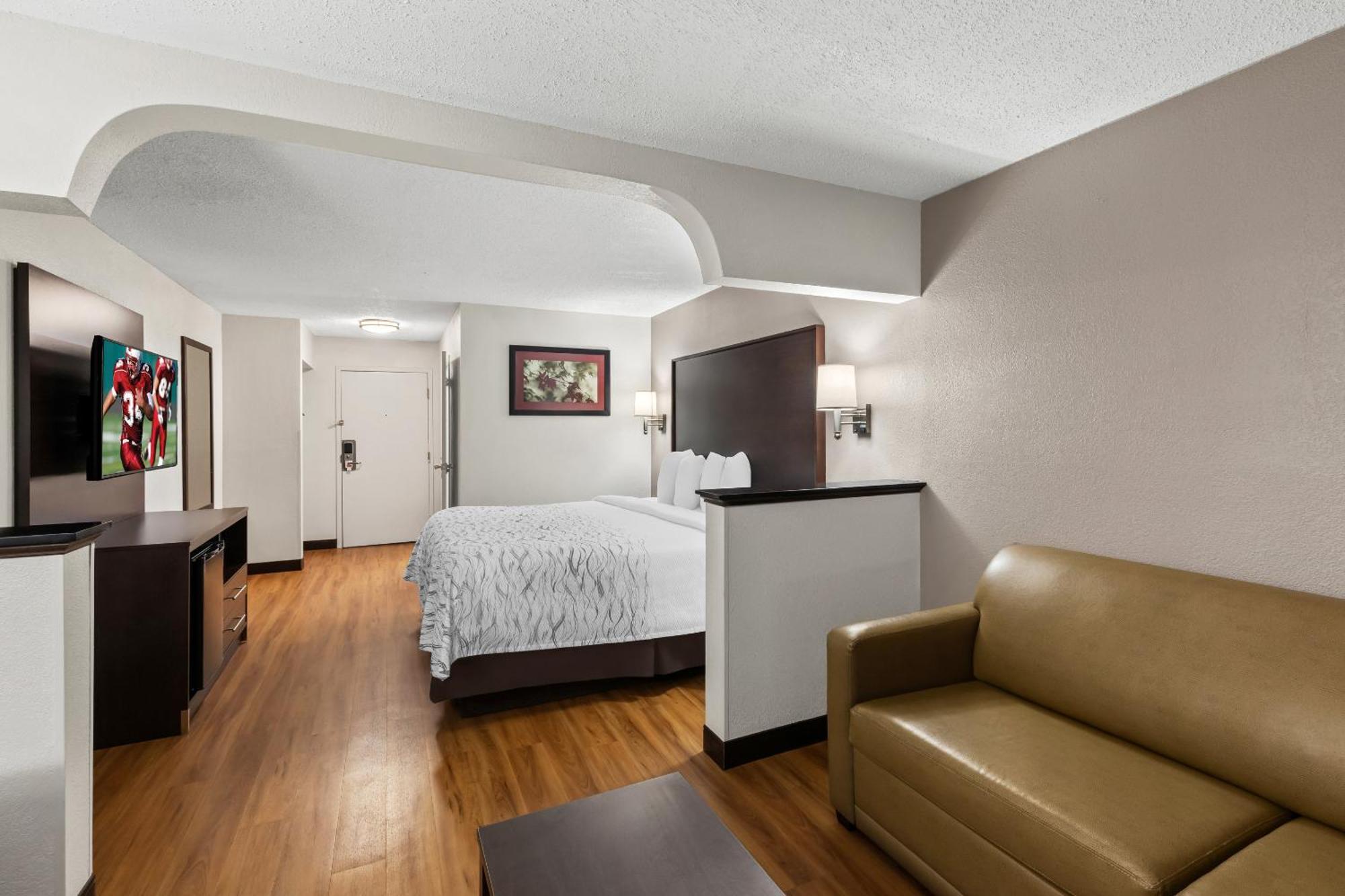 Red Roof Plus+ & Suites Atlanta Airport South College Park Екстер'єр фото